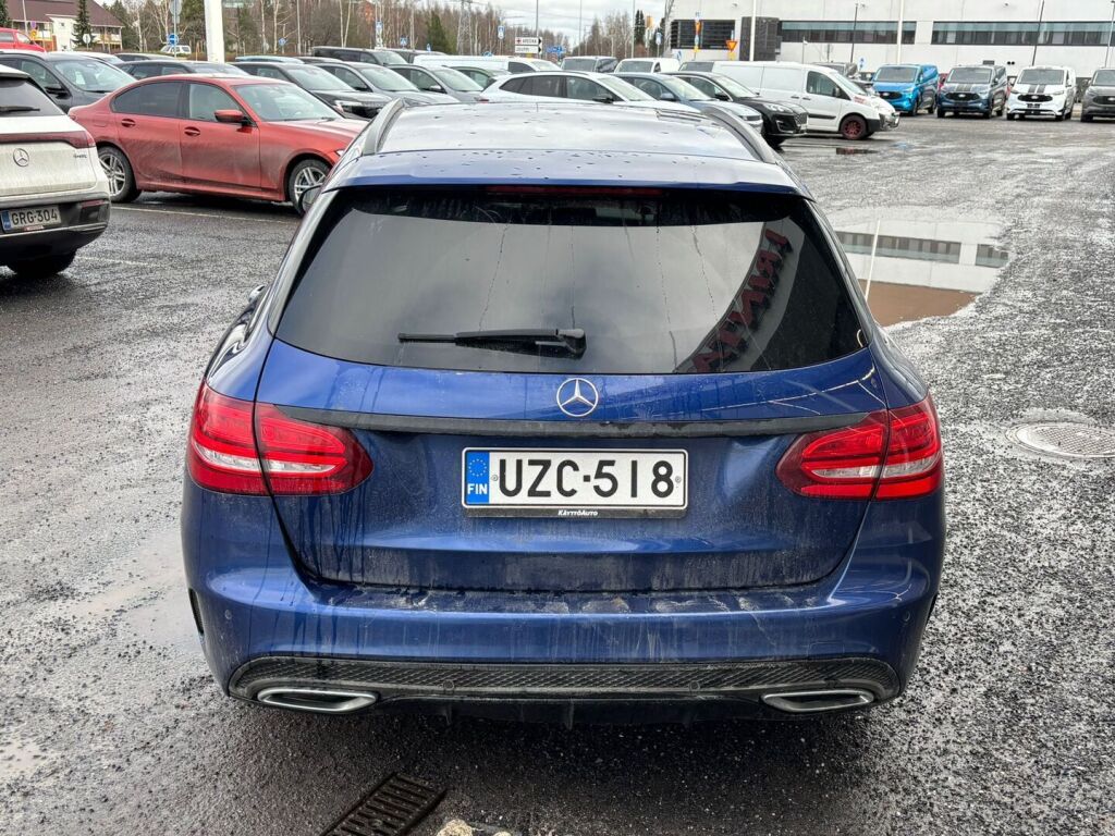 Mercedes-Benz C 2015 Sininen