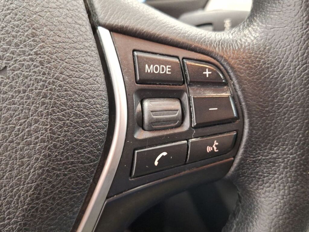 BMW 320 2016 Ruskea (beige)
