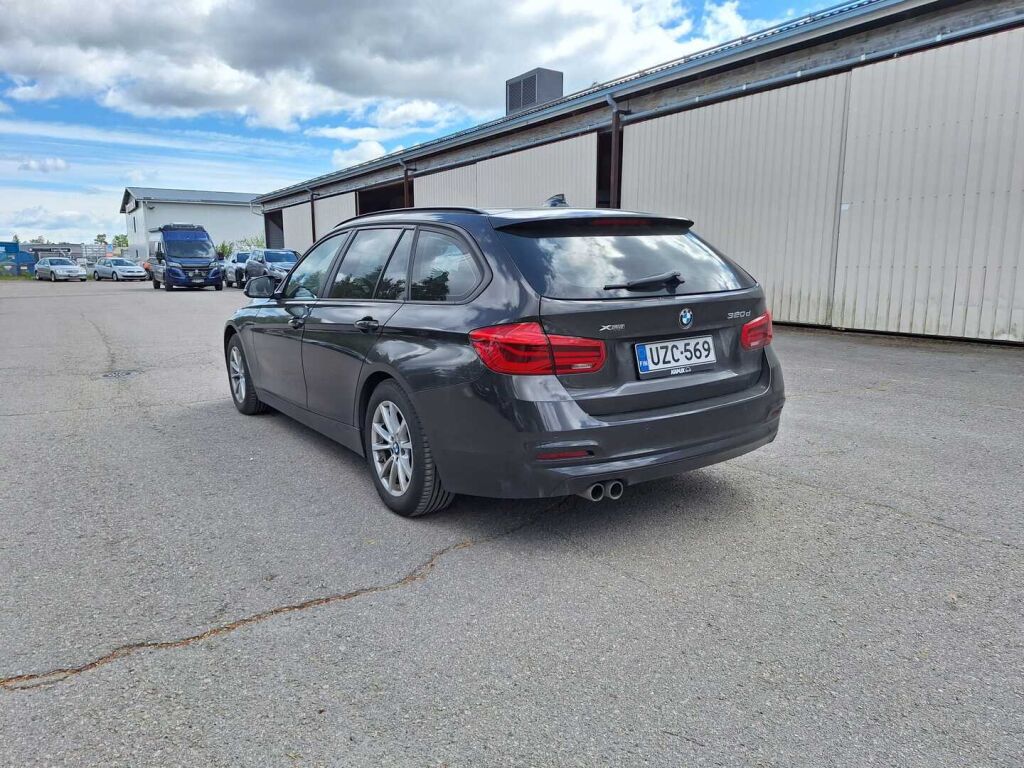 BMW 320 2016 Ruskea (beige)