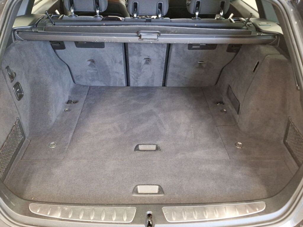 BMW 320 2016 Ruskea (beige)