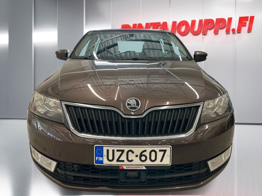 Skoda Rapid 2016 Ruskea (beige)