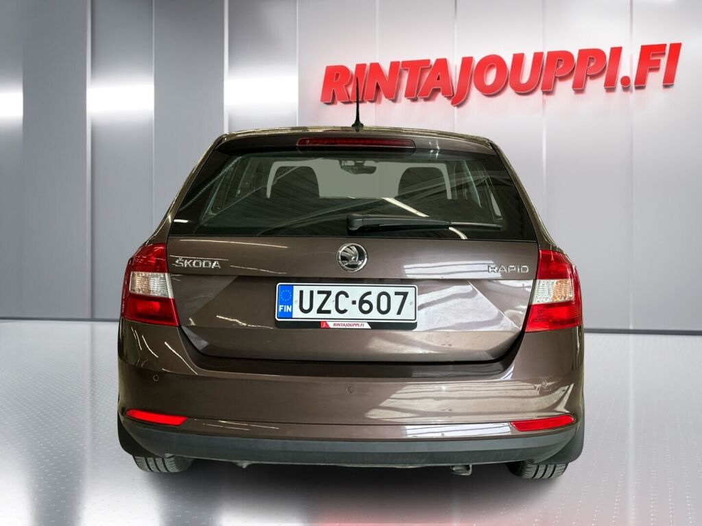 Skoda Rapid 2016 Ruskea (beige)