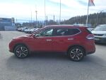 Nissan X-Trail 2015 Punainen
