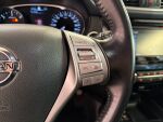 Nissan X-Trail 2015 Punainen