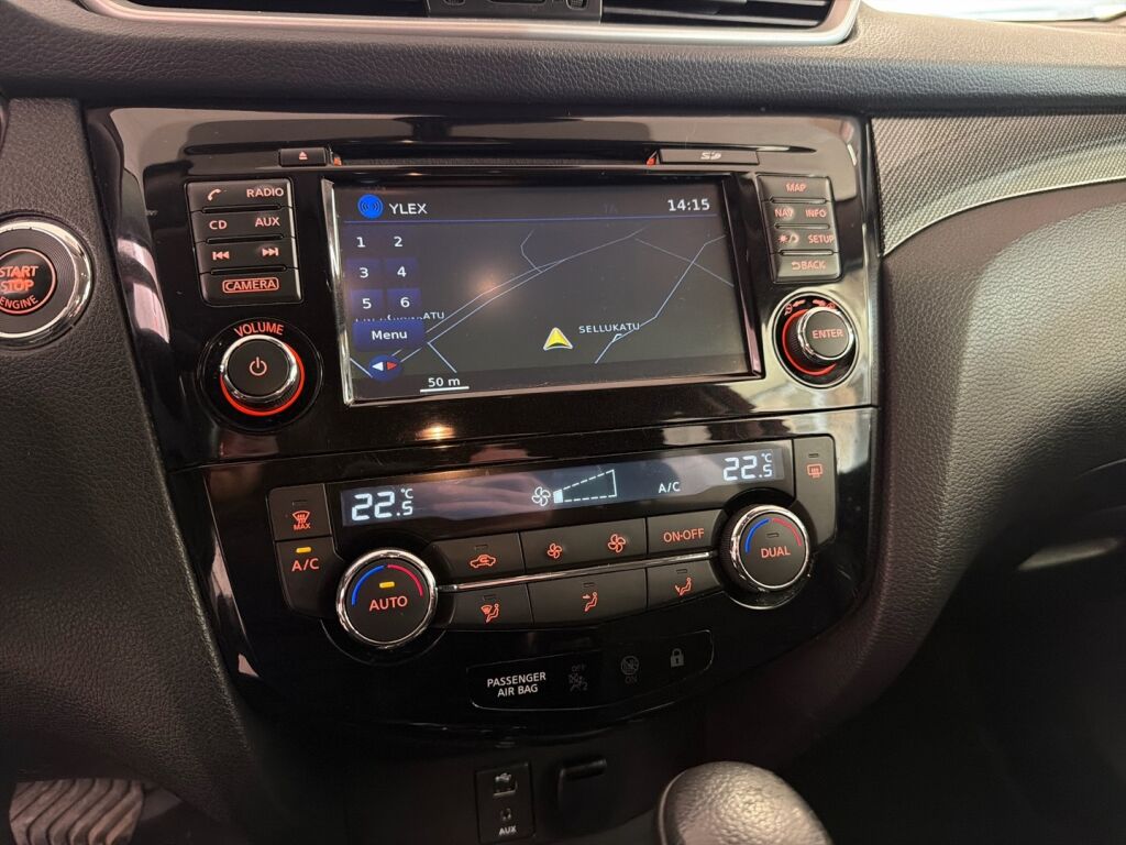 Nissan X-Trail 2015 Punainen