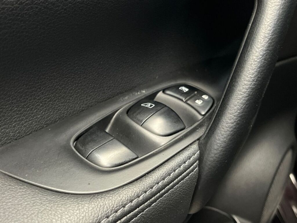 Nissan Qashqai 2015 Violetti