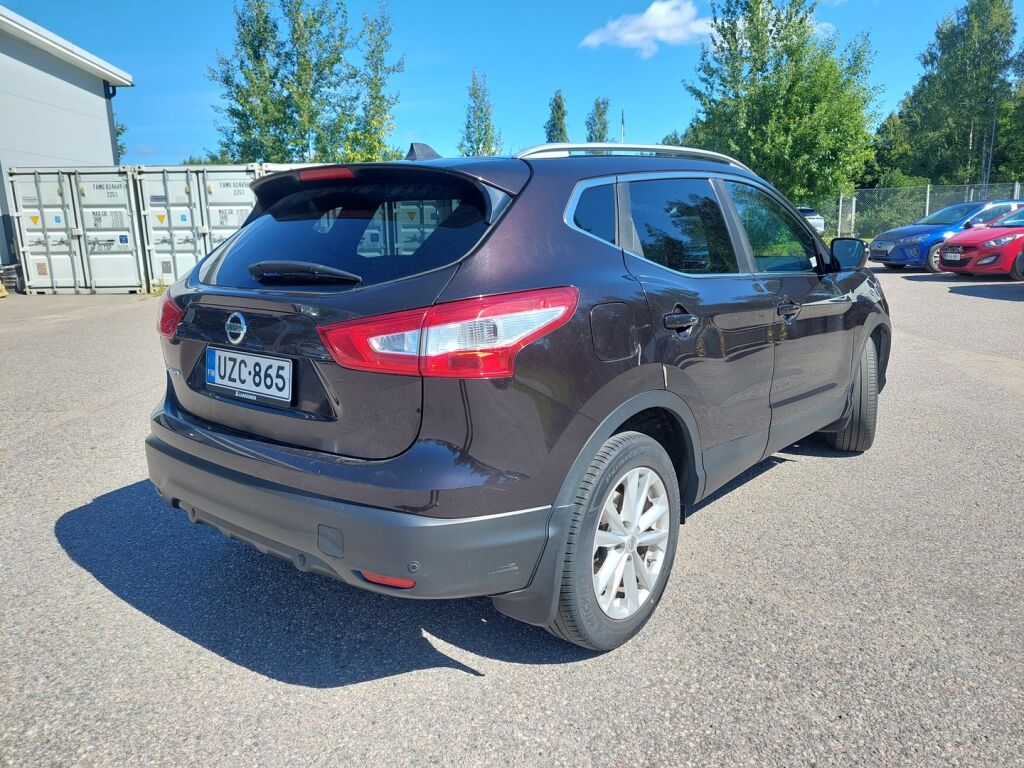Nissan Qashqai 2015 Violetti