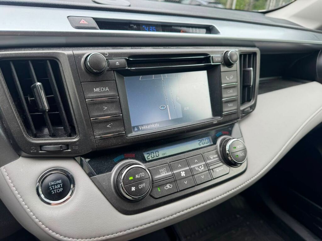 Toyota RAV4 2015 Valkoinen