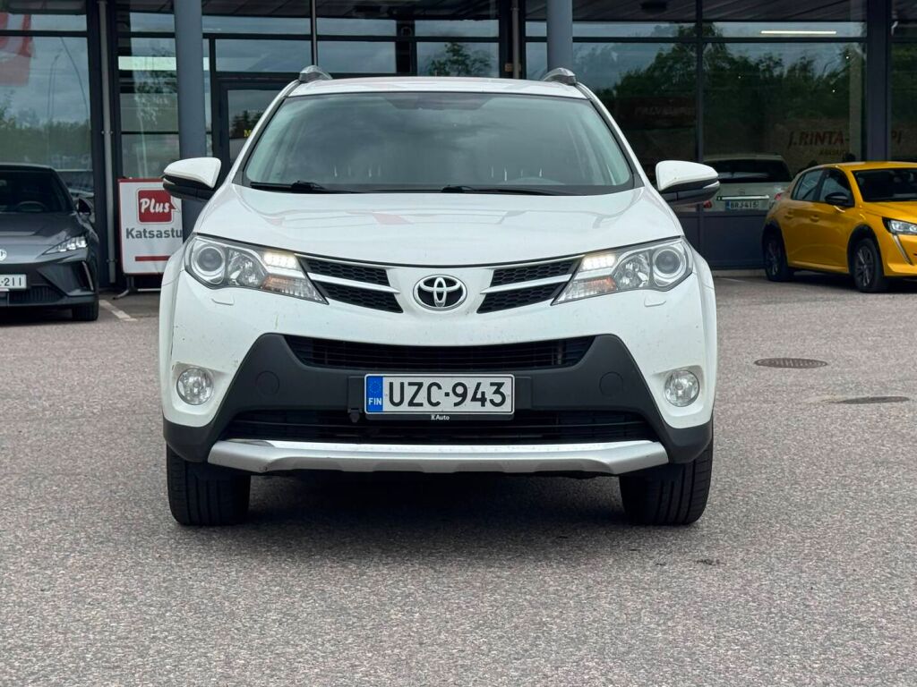 Toyota RAV4 2015 Valkoinen