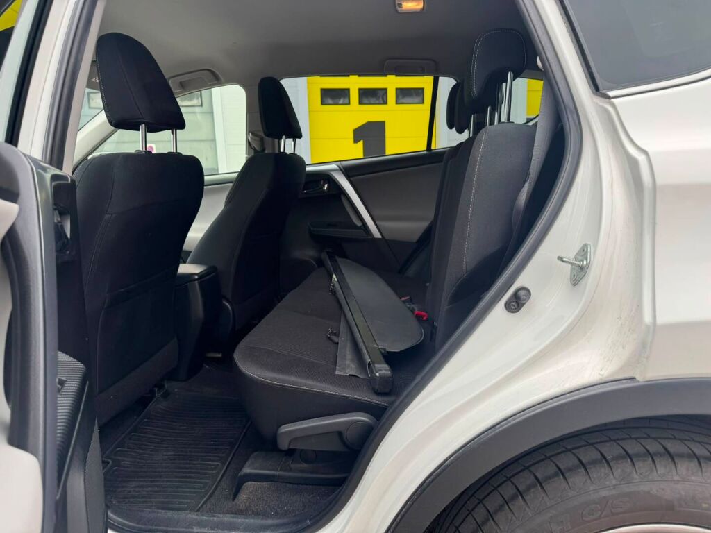 Toyota RAV4 2015 Valkoinen