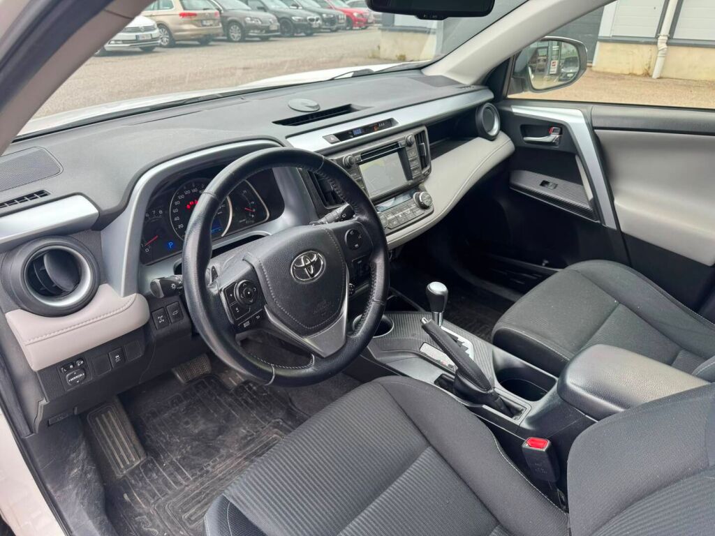 Toyota RAV4 2015 Valkoinen