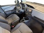 Toyota Yaris 2015 Punainen