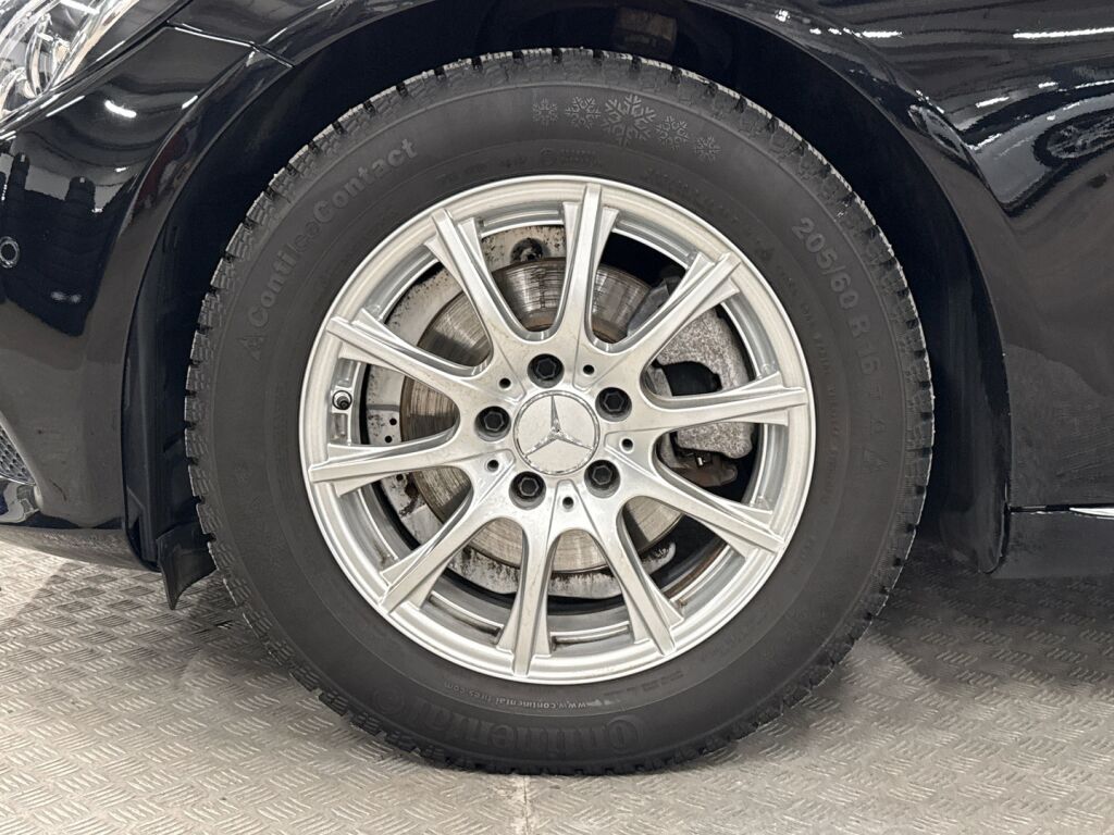 Mercedes-Benz C 2015 Musta