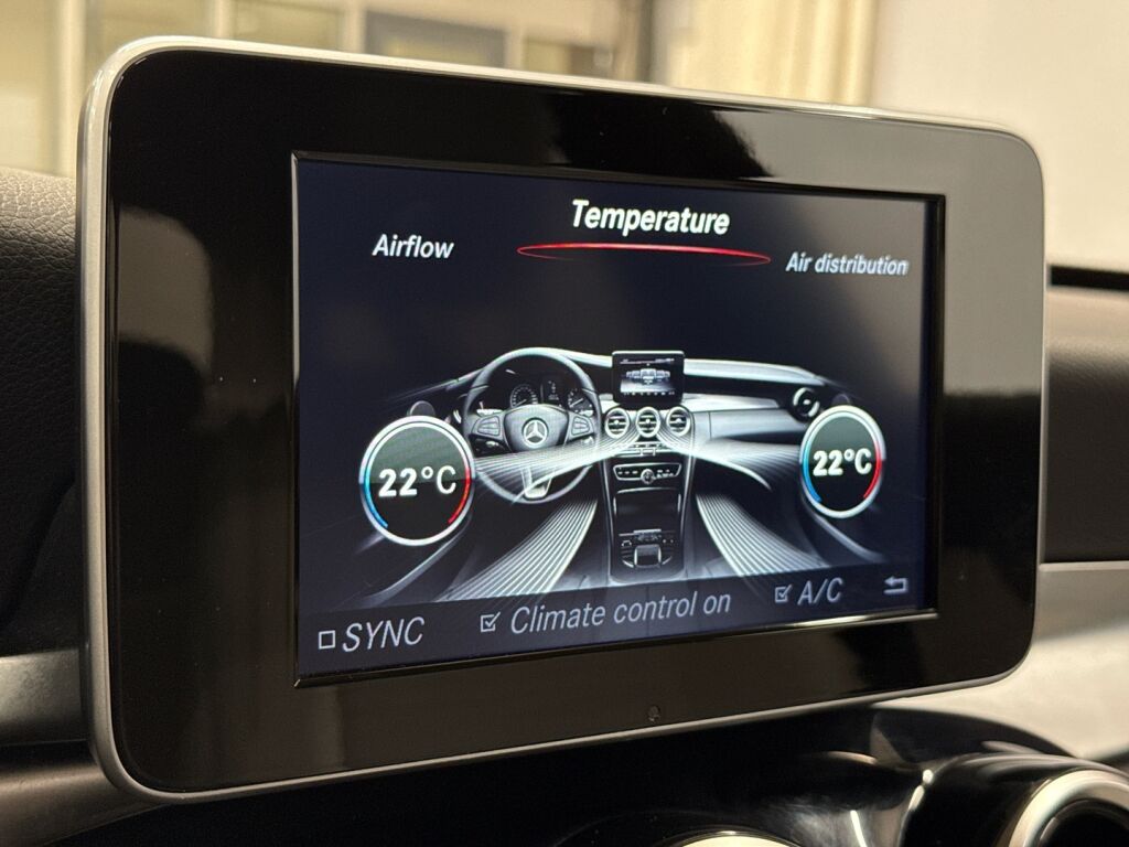 Mercedes-Benz C 2015 Musta