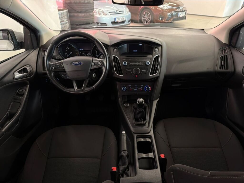 Ford Focus 2016 Harmaa