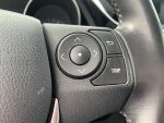 Toyota Auris 2015 Valkoinen