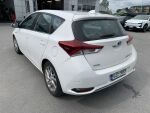 Toyota Auris 2015 Valkoinen