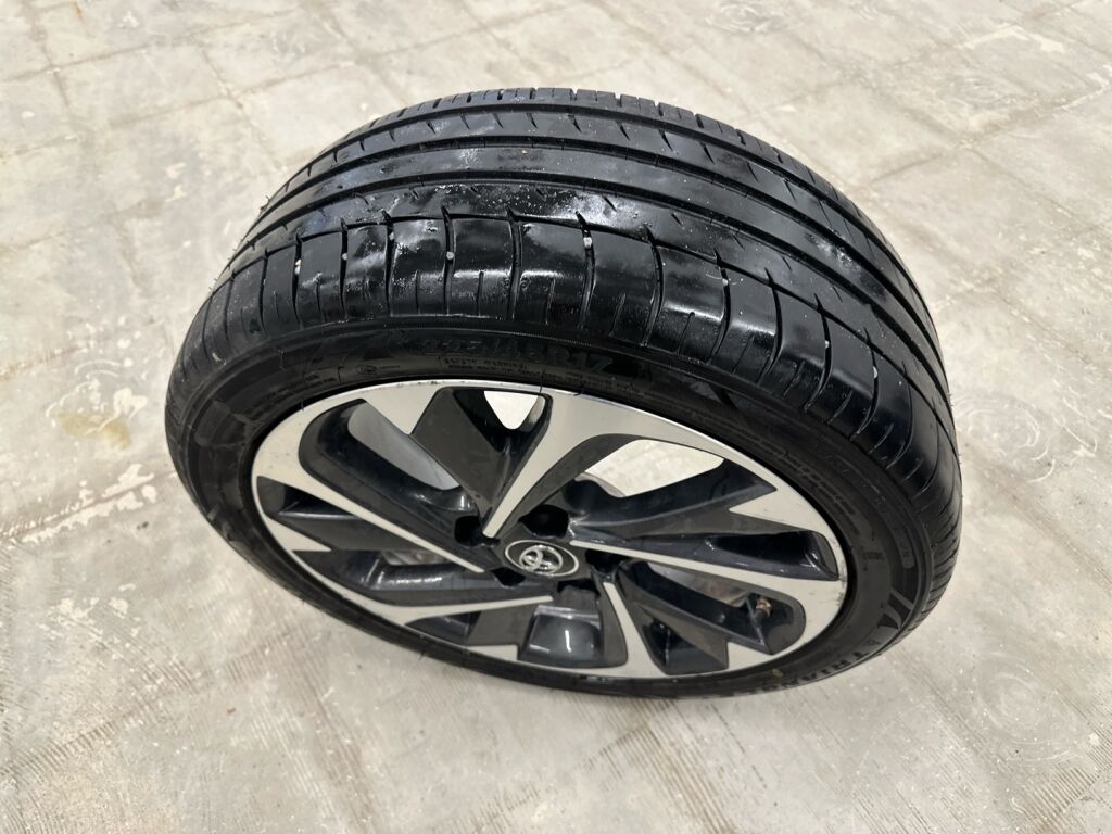 Toyota Auris 2016 Sininen