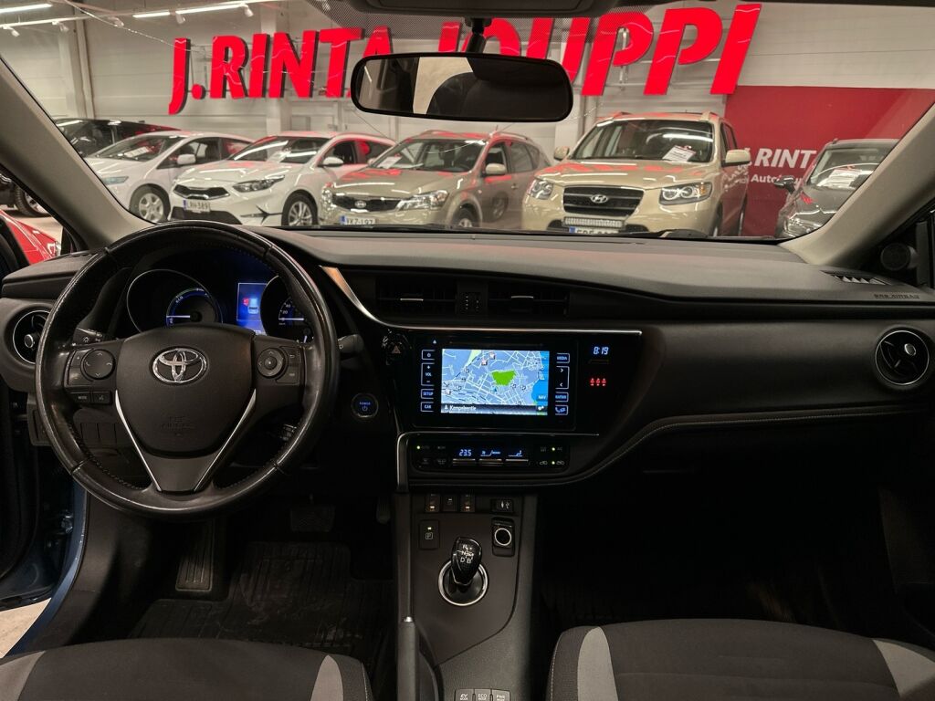 Toyota Auris 2016 Sininen