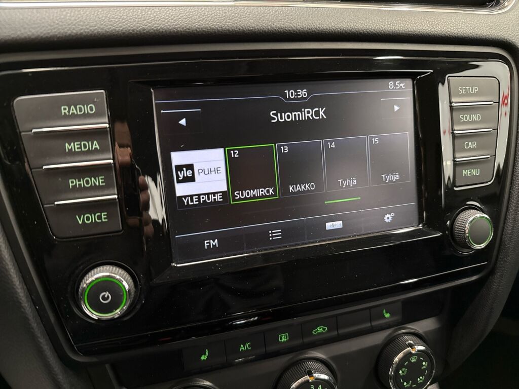 Skoda Octavia 2016 Valkoinen