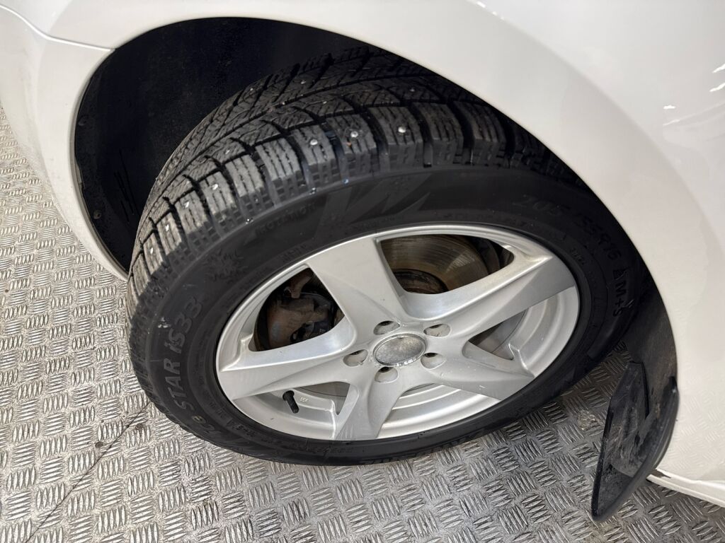 Skoda Octavia 2016 Valkoinen