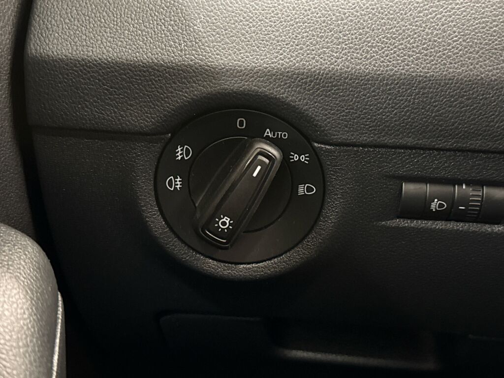 Skoda Octavia 2016 Valkoinen