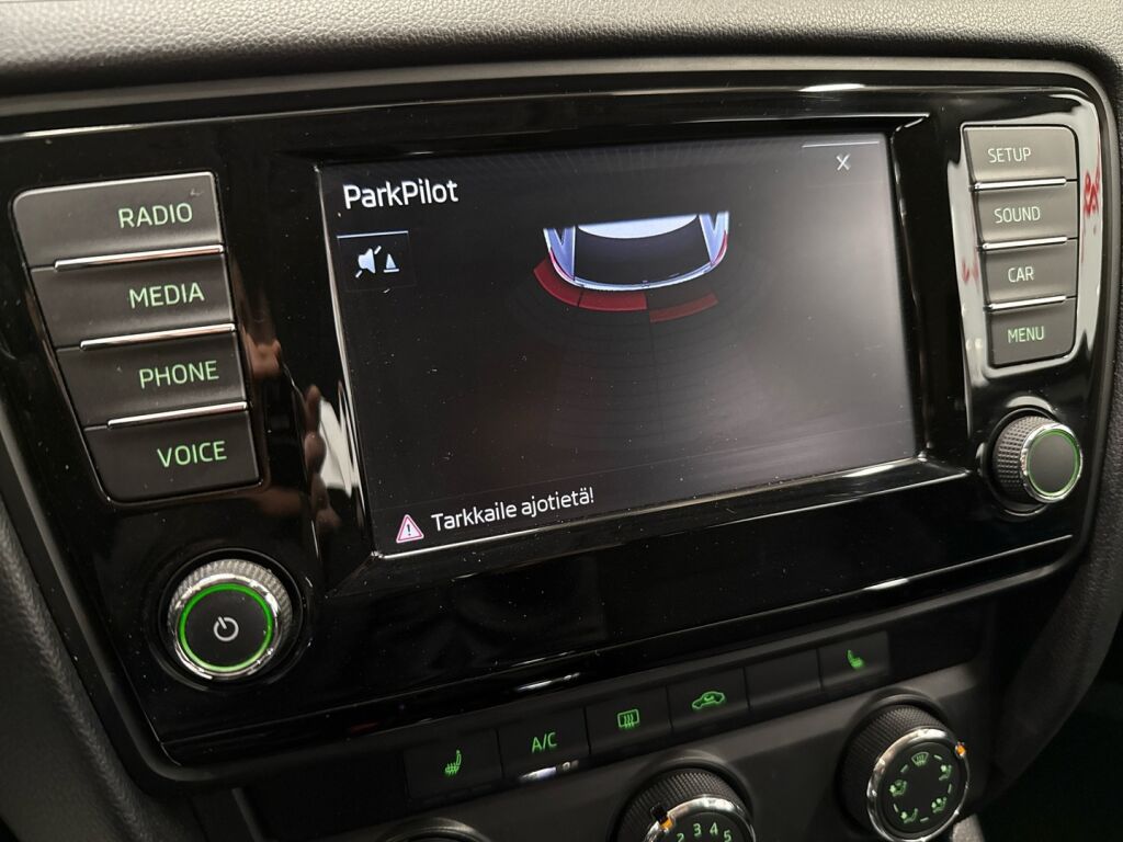 Skoda Octavia 2016 Valkoinen