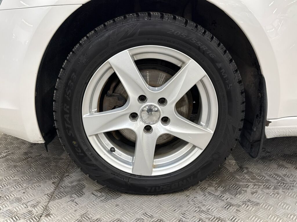 Skoda Octavia 2016 Valkoinen