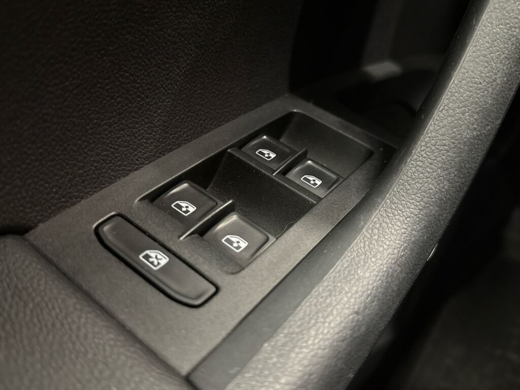 Skoda Octavia 2016 Valkoinen