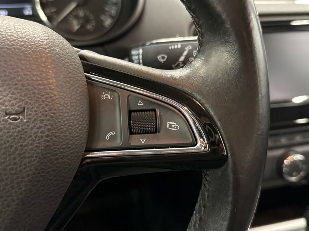 Skoda Octavia 2016 Valkoinen