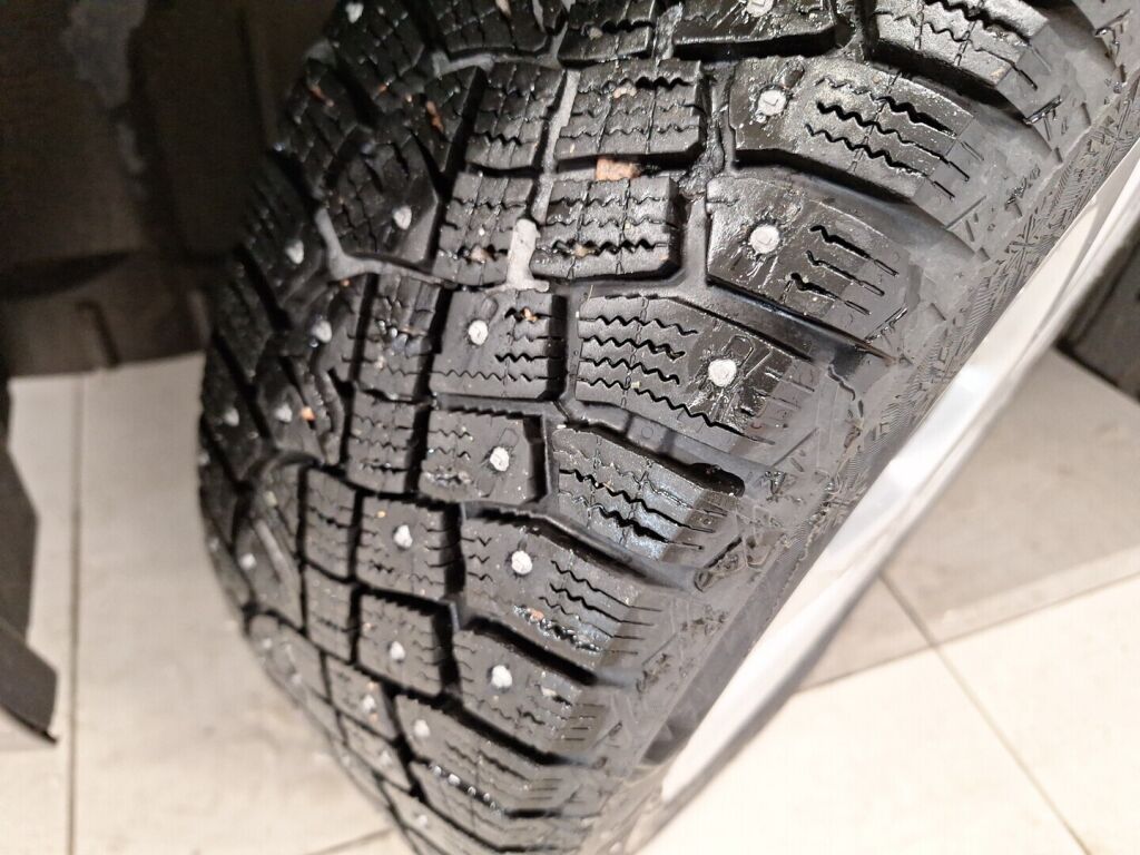 Opel Karl 2017 Harmaa