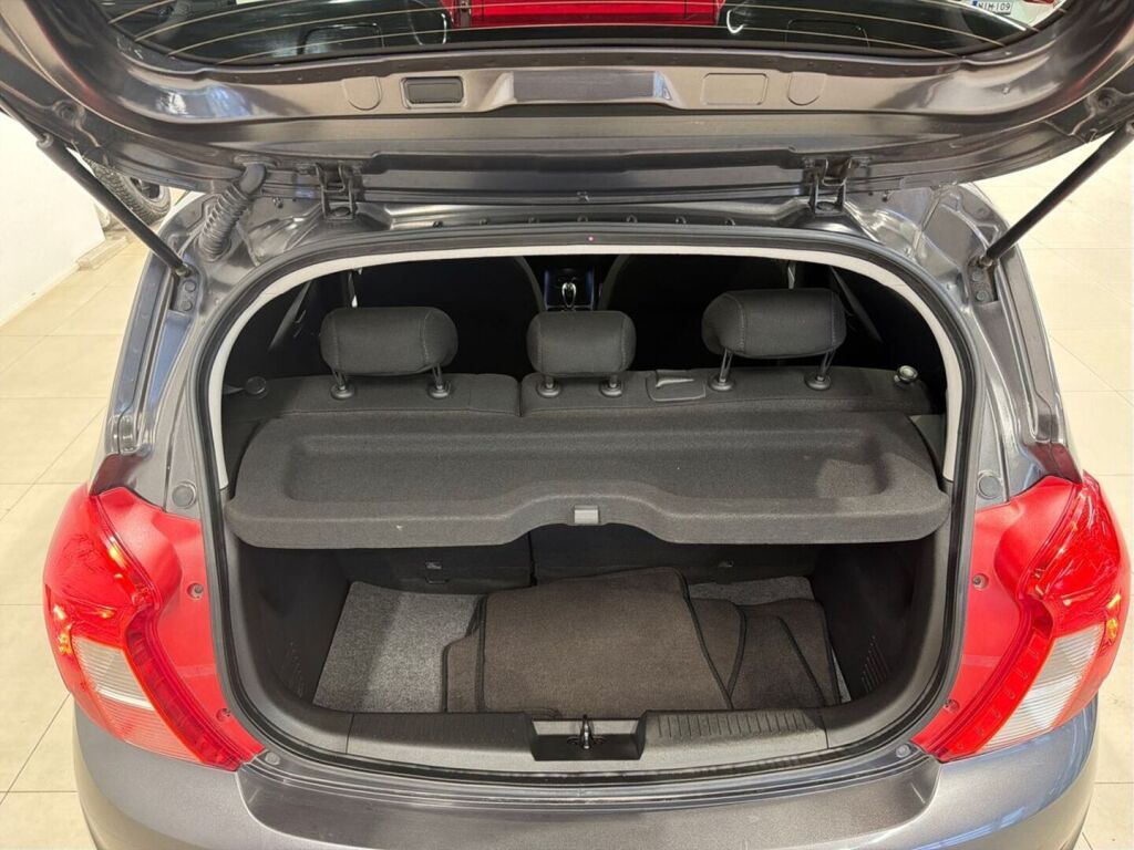 Opel Karl 2017 Harmaa