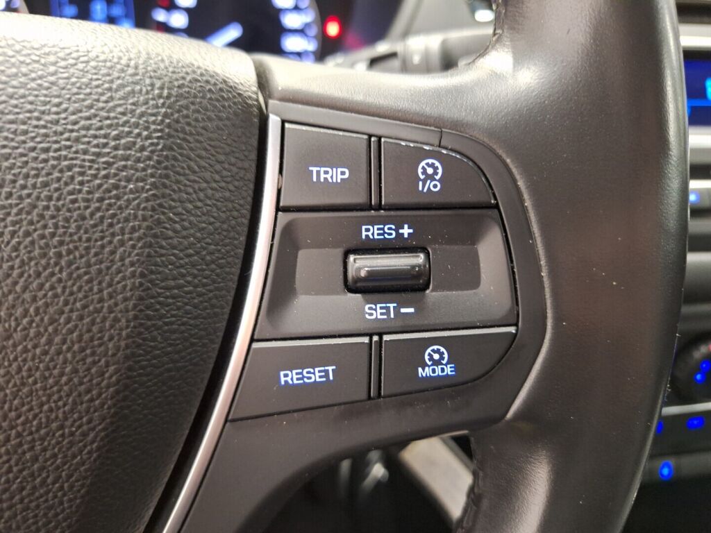 Hyundai i20 5d 2016 Punainen