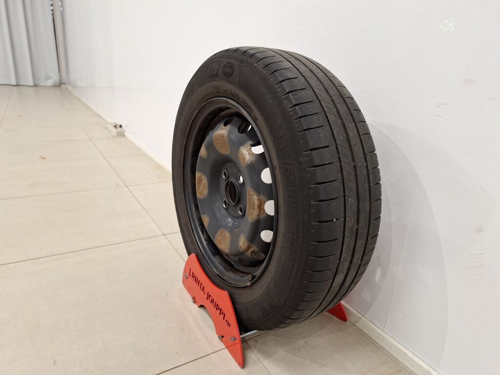 Hyundai i20 5d 2016 Punainen