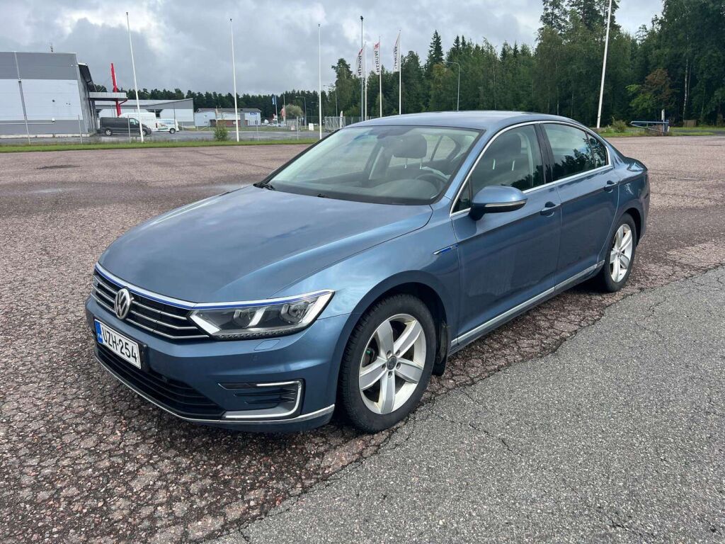 Volkswagen Passat 2017 Sininen
