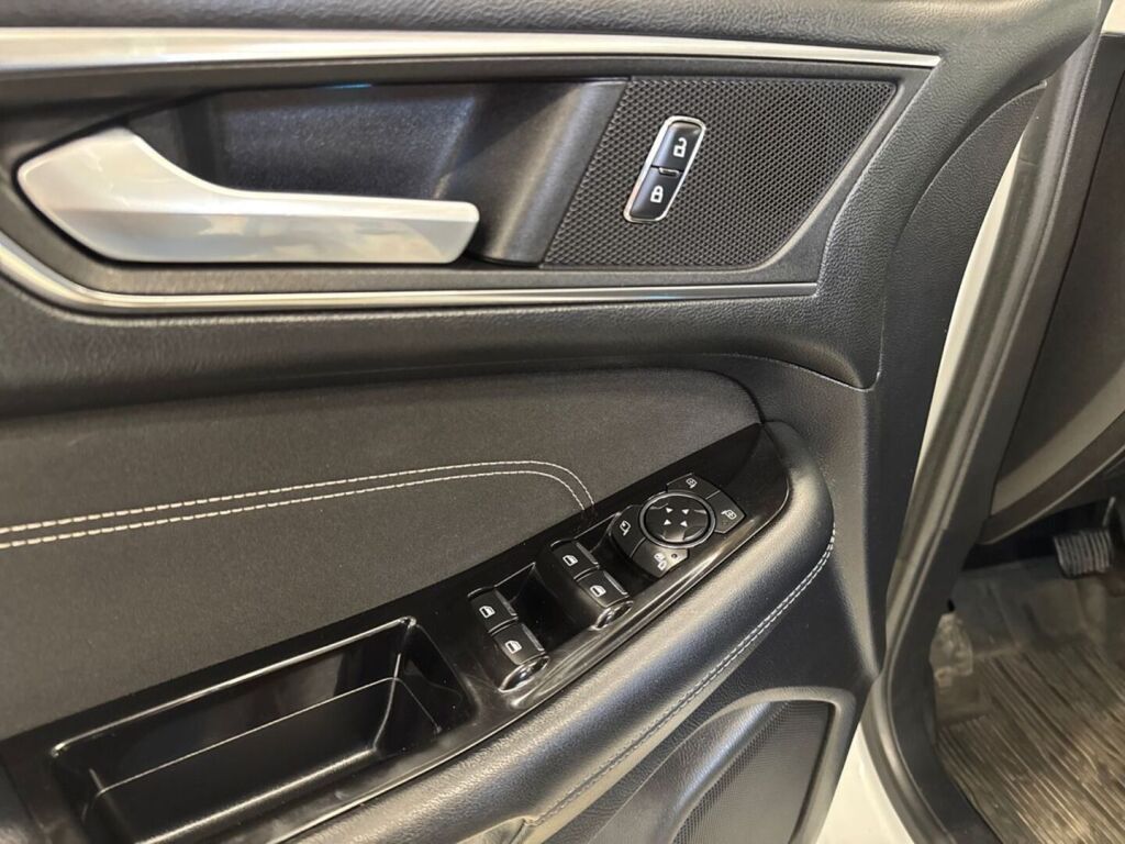 Ford Edge 2016 Valkoinen