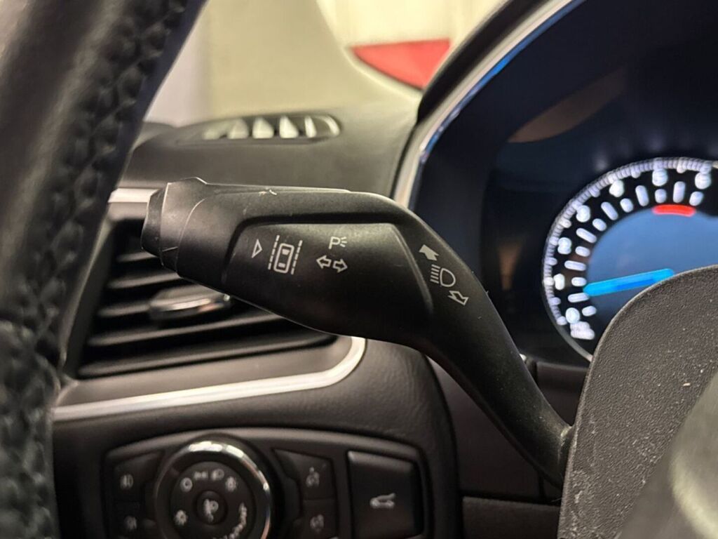 Ford Edge 2016 Valkoinen