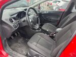 Ford Fiesta 2016 Punainen
