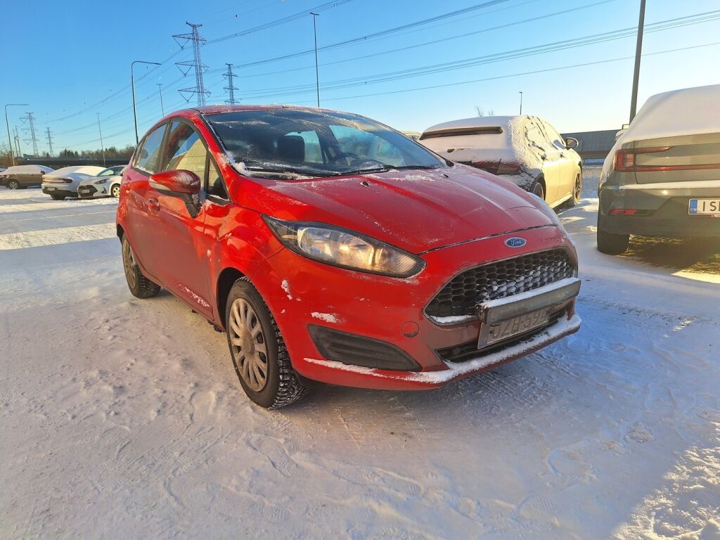Ford Fiesta 2016 Punainen
