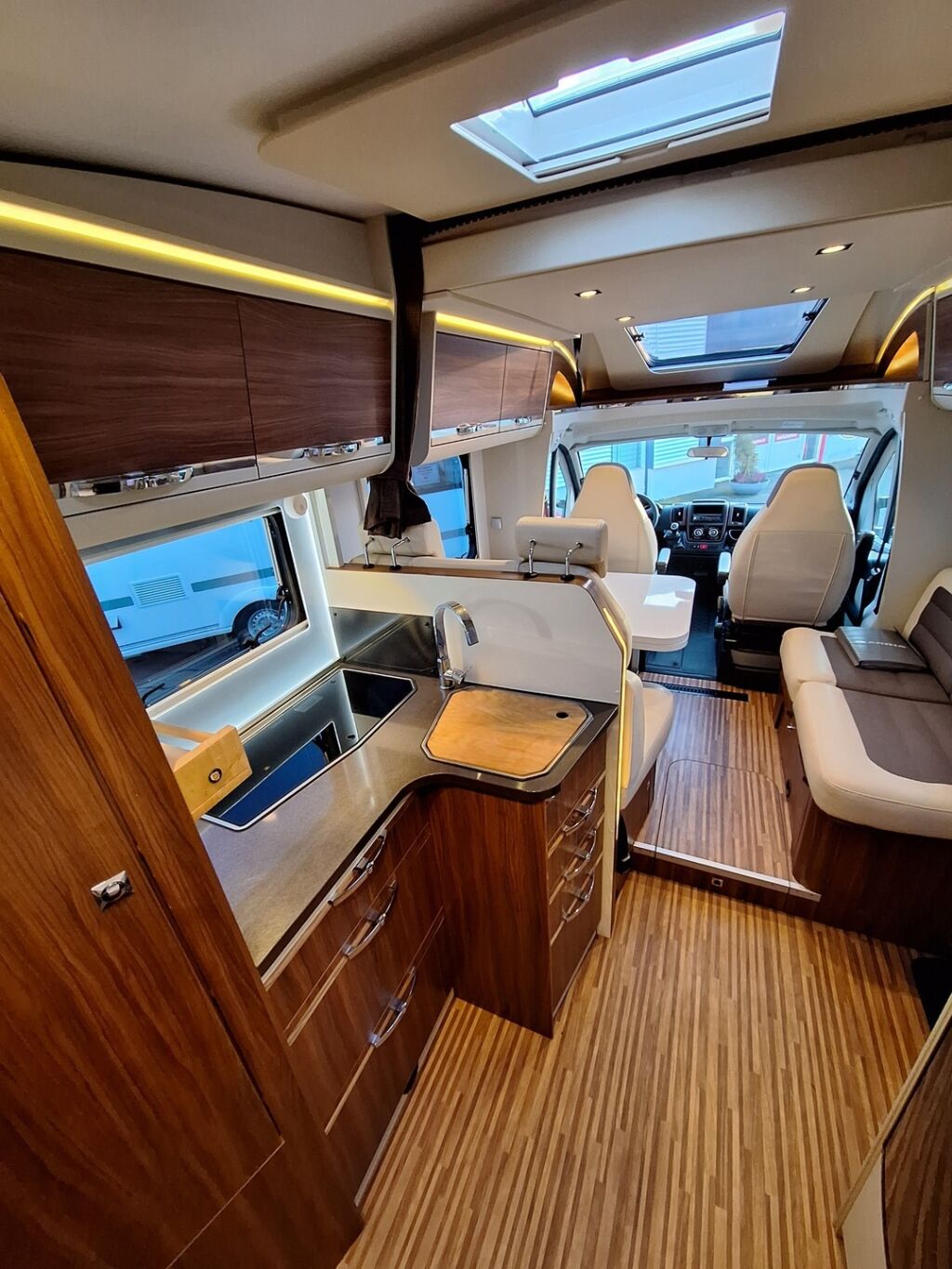 Adria Matrix 650 SF 50 Years Edition 2016 Harmaa