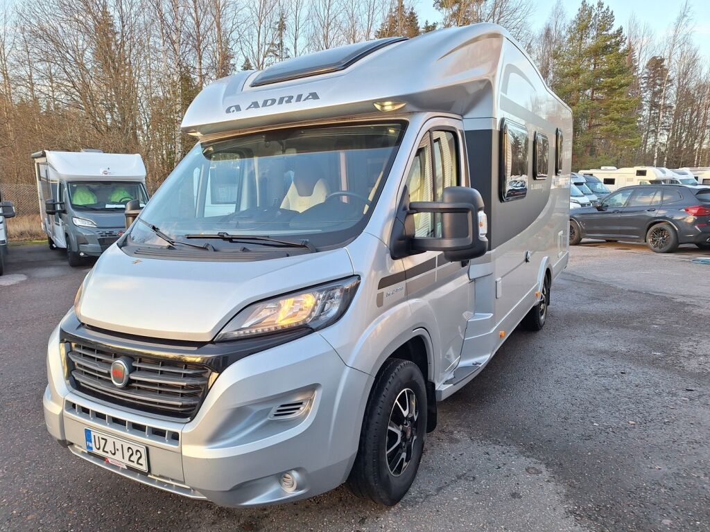 Adria Matrix 650 SF 50 Years Edition 2016 Harmaa