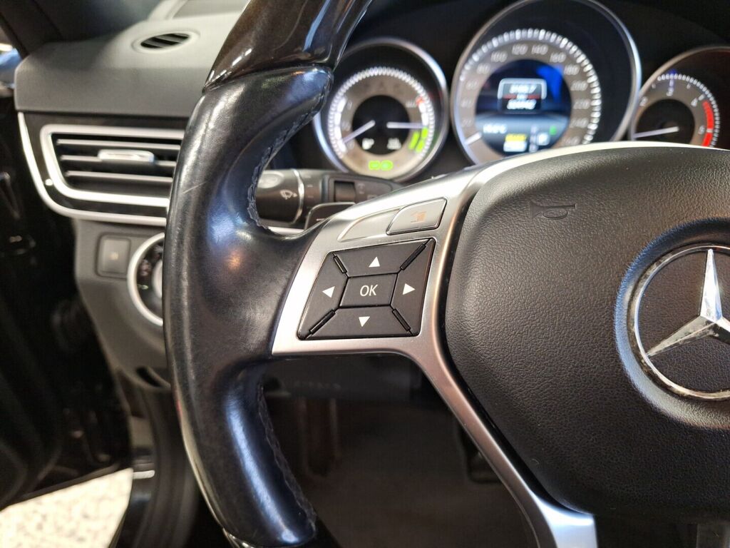 Mercedes-Benz E 2013 Musta