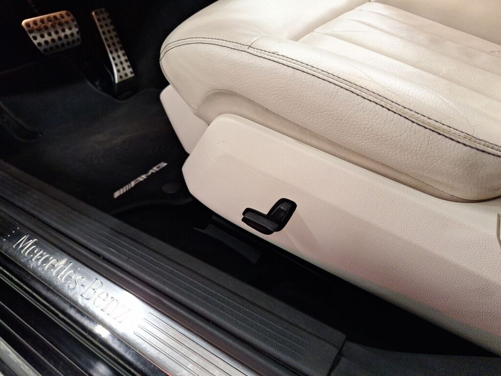 Mercedes-Benz E 2013 Musta