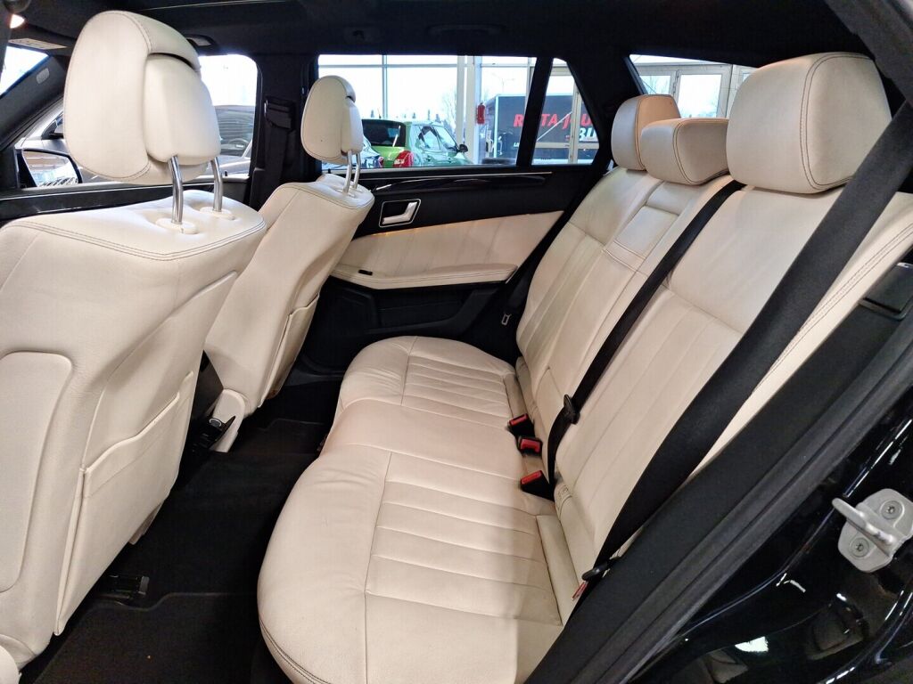 Mercedes-Benz E 2013 Musta