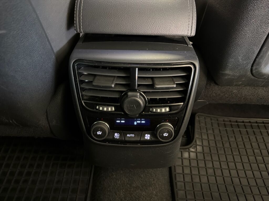 Peugeot 508 2016 Musta