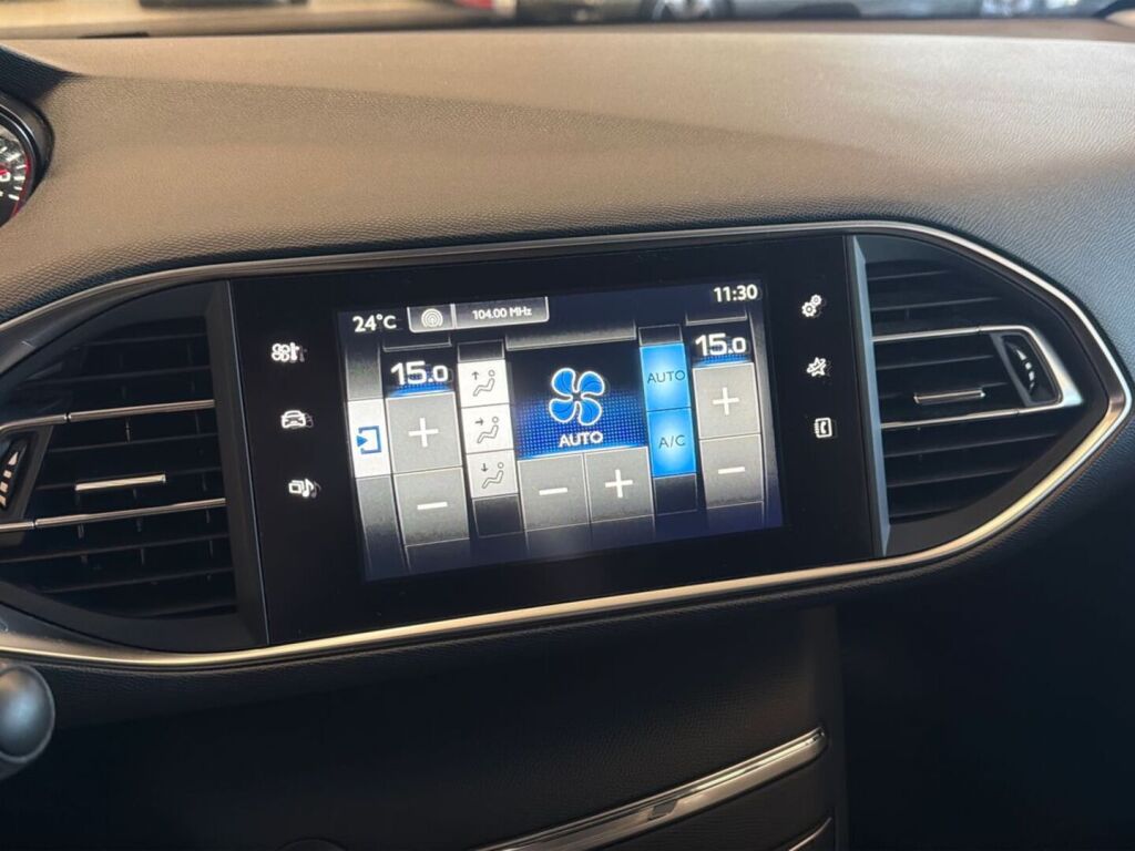 Peugeot 308 2017 Valkoinen