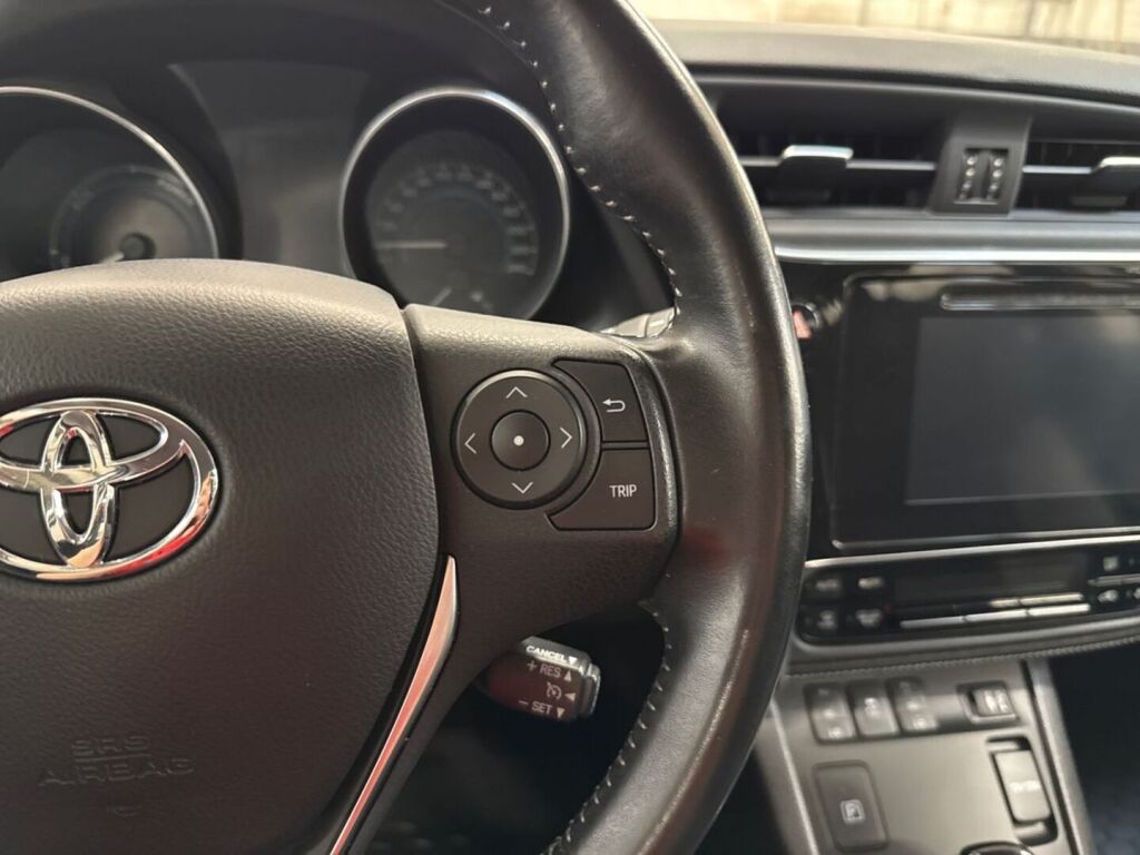 Toyota Auris 2017 Hopea