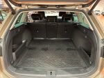 Volkswagen Passat 2016 Keltainen