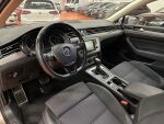 Volkswagen Passat 2016 Keltainen
