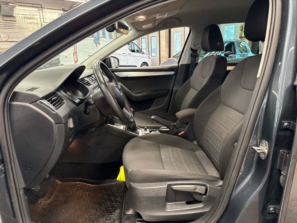 Skoda Octavia 2016 Harmaa